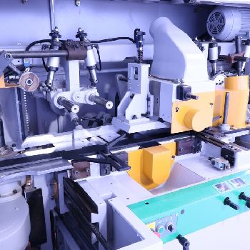 MOLDURERA ANTEC MOD S 523 + U