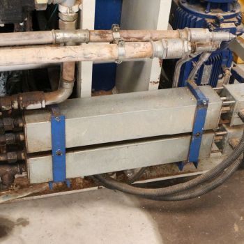 PRESS MEMBRANE ORMA WITH TABLE ENTRY AND EXIT