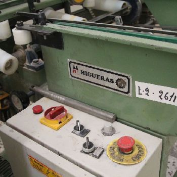 CIGARETTE MOLDING LOADER MOD CM-2600
