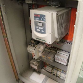 CIGARETTE MOLDING LOADER MOD CM-2600