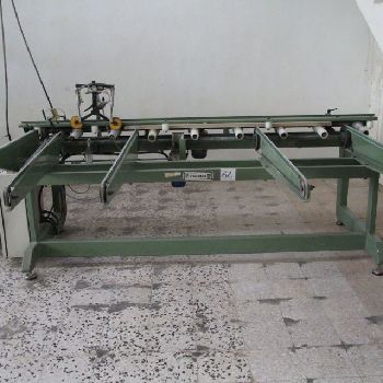 CIGARETTE MOLDING LOADER MOD CM-2600