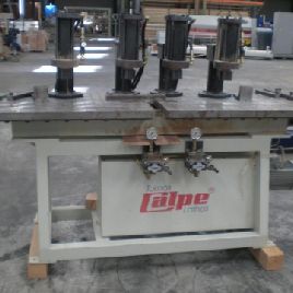 PRESSE HYDRAULIQUE 4 PISTONS TORNOS VALENCIA