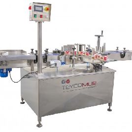Self-adhesive labeller