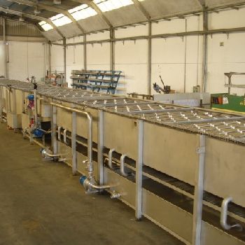 Cooler pasteurizer for cans