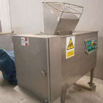 MHS 2200 meat cutter