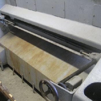 Wieger 2500x4 guillotine