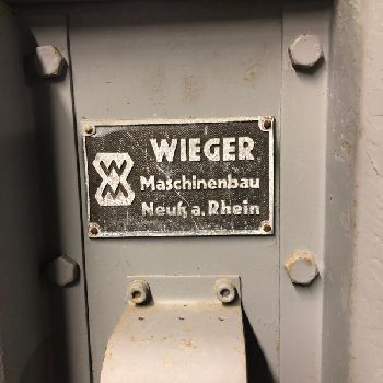 Wieger 2500x4 guillotine