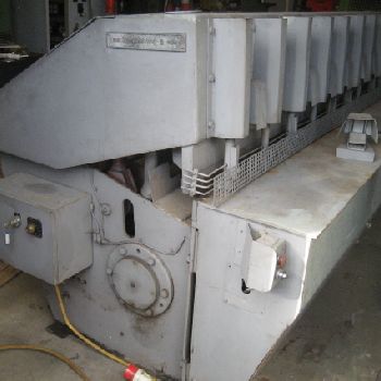 Wieger 2500x4 guillotine