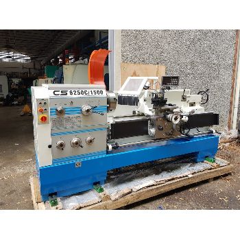 CODE 1065 NEW PARALLEL LATHE WITH MECHANICAL CLUTCH MOD M-CS6250C / 1500