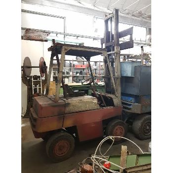 CODE 1329 DIESEL FORKLIFT LINDE AG 30Q