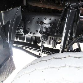 2001 MERCEDES-BENZ 1831