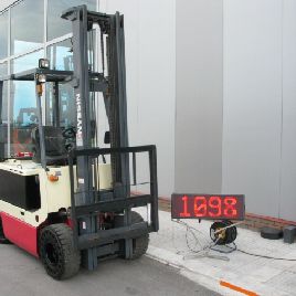 2000 NISSAN QGP02R25