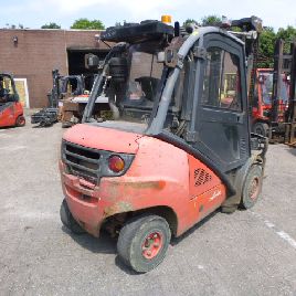 2010 Linde H-30-D-01