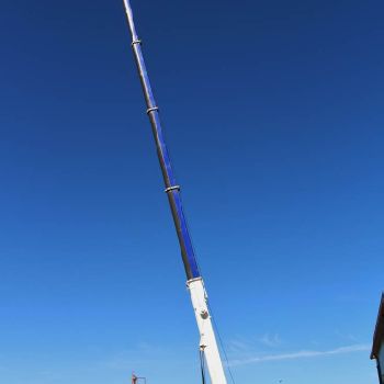 2011 LIEBHERR LTM1100-5.2