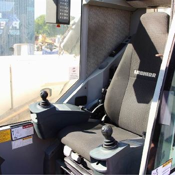 2011 LIEBHERR LTM1100-5.2