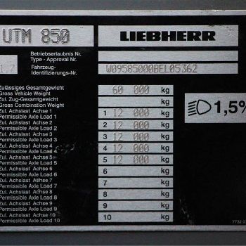 2011 LIEBHERR LTM1100-5.2