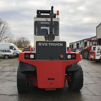 2000 Svetruck 150-12