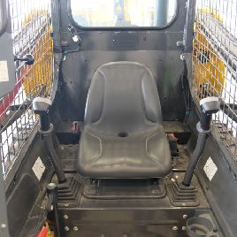 2018 New Holland L213