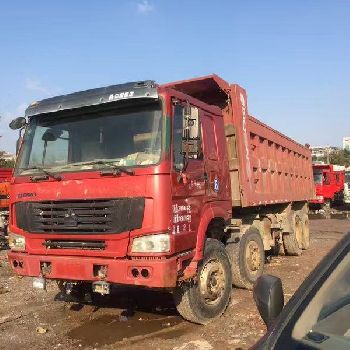 2017 HOWO ZZ3315N286WE1