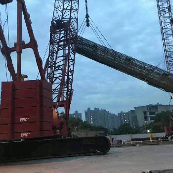 2010 MANITOWOC M2250