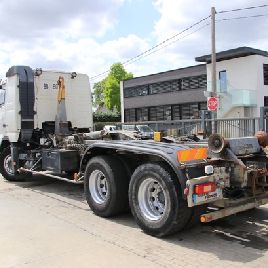 2005 VOLVO FH12