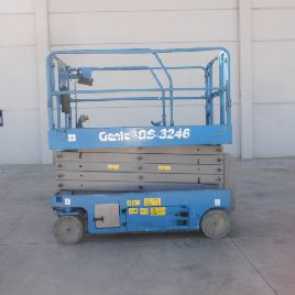 2014 GENIE GS3246