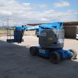 2013 GENIE Z34 / 22N