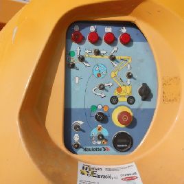 2011 Haulotte HA16SPX