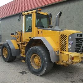 2005 Volvo L70E
