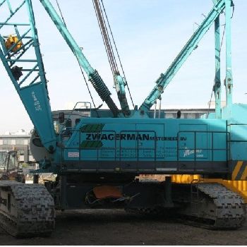 2001 KOBELCO 7100