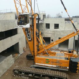 2001 LIEBHERR LR1140