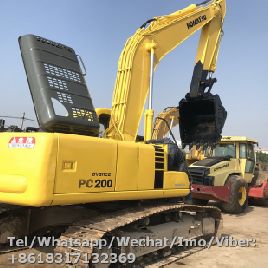Komatsu PC200-6 2006