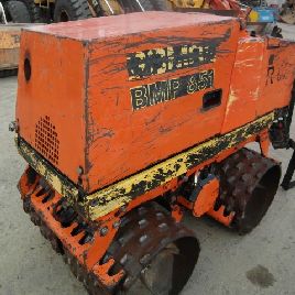 2001 BOMAG BMP 851