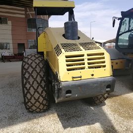 2013 BOMAG BW212D-40