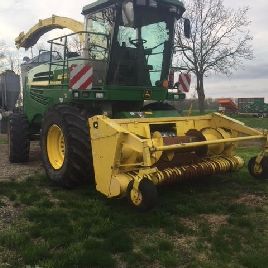 2005 JOHN DEERE 7300