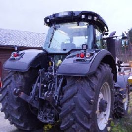 2015 Valtra S374 4X4 W / BONNES PNEUS