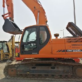 2015 Doosan DX 225 LCA