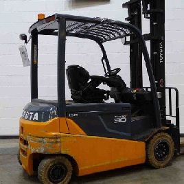 2016 TOYOTA 8FBMKT30