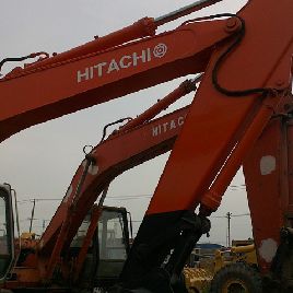 2010 Hitachi EX200