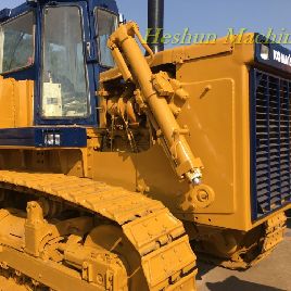 2013 Komatsu D85A