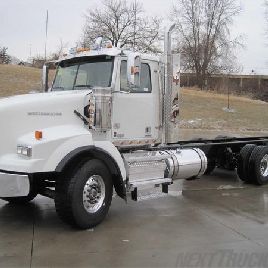 2019 WESTERN STAR 4900