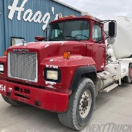 1999 MACK RD600