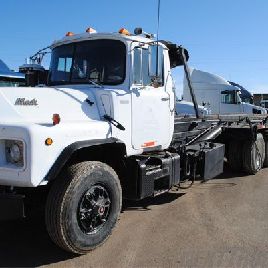 1994 MACK DM690S