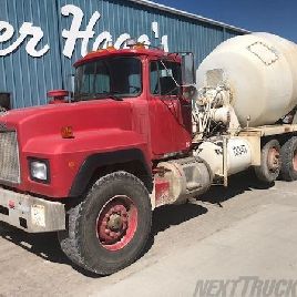 1998 MACK RD600