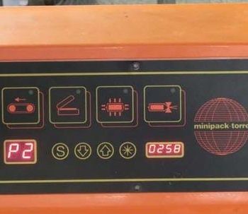 Torre Minipack FM 76 A Digit semi-automatic hood shrink