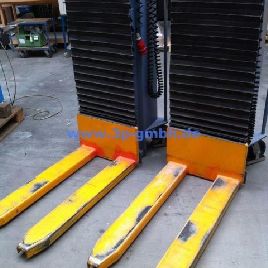 Подъемник поддонов Evert Butler 1200