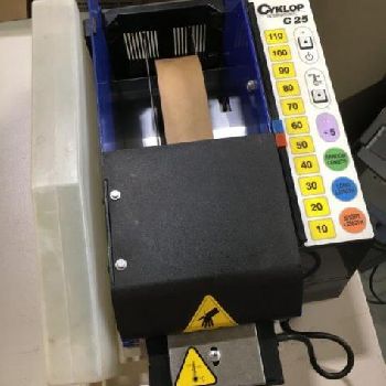 Cyklop C 25 wet tape dispenser