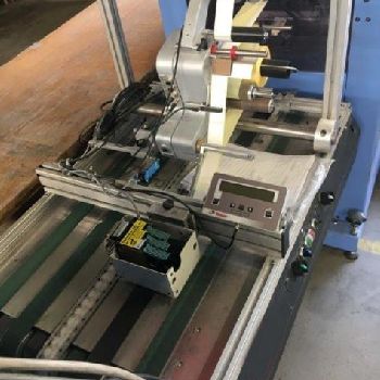 Blum AlphaCompact 120 RH label dispenser