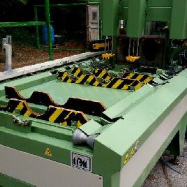 MUFFEN MACHINE IPM BA 200 ME-2F BJ.1999 / 2m