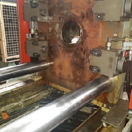 Used STAUBLI QMC 100 Hydraulic mold clamping system.